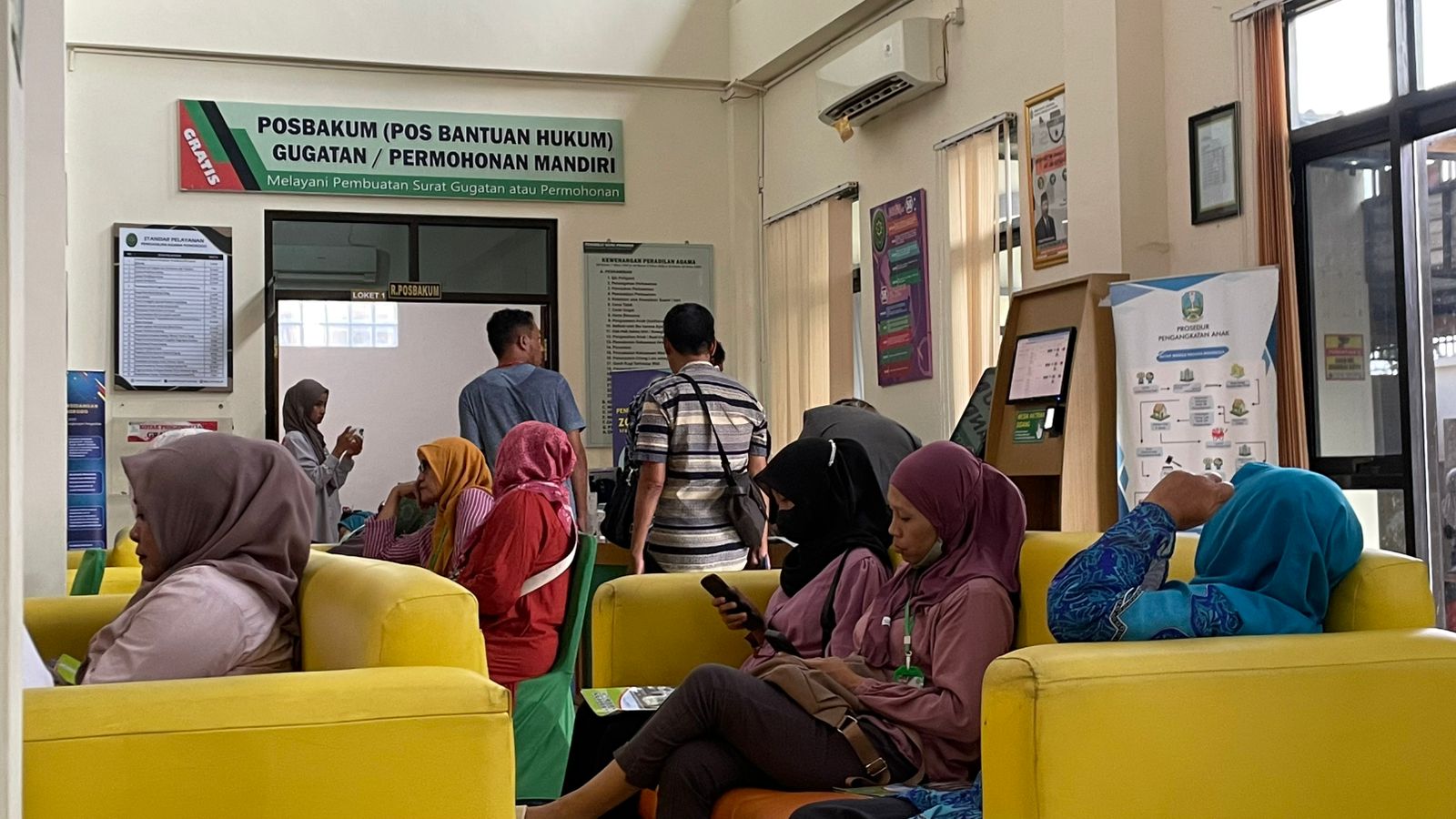 Puluhan Anak Usia Sekolah di Ponorogo Ajukan Nikah Dini