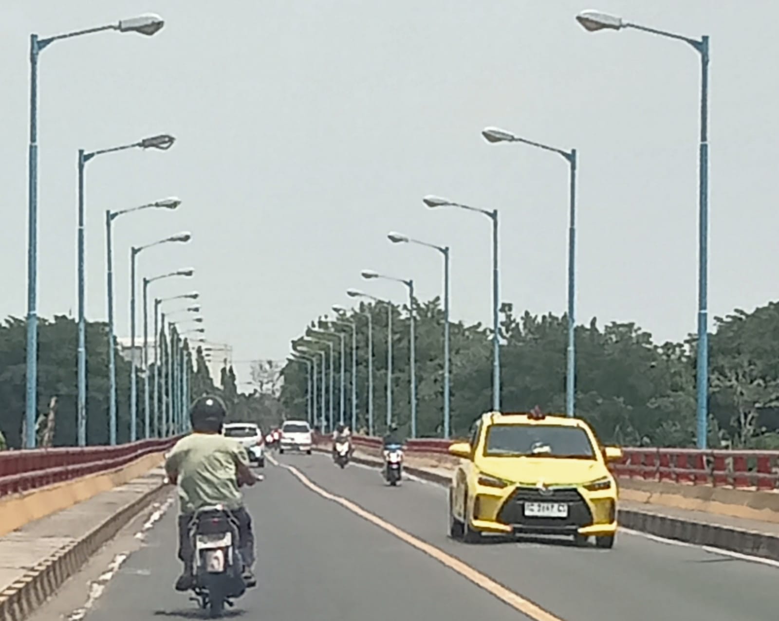 Aspal Jembatan Semampir Bergelombang, Dishub Kota Kediri Batasi Arus Kendaraan