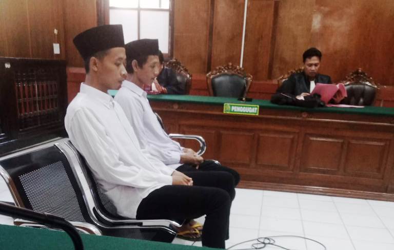 Jaksa dan Hakim PN Surabaya Kompak Hukum Dua Kurir 40,8 Kg Sabu Penjara Seumur Hidup