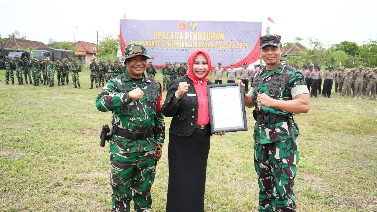Wujud Kemanunggalan TNI-Rakyat di Sidoarjo, TMMD Sukses Hadirkan Infrastruktur Baru di Kedondong Tulangan
