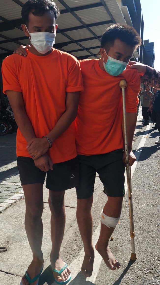 Dua Komplotan Pencuri Pikap L300 Ditembus Peluru, Bawa Celurit untuk Jaga-jaga