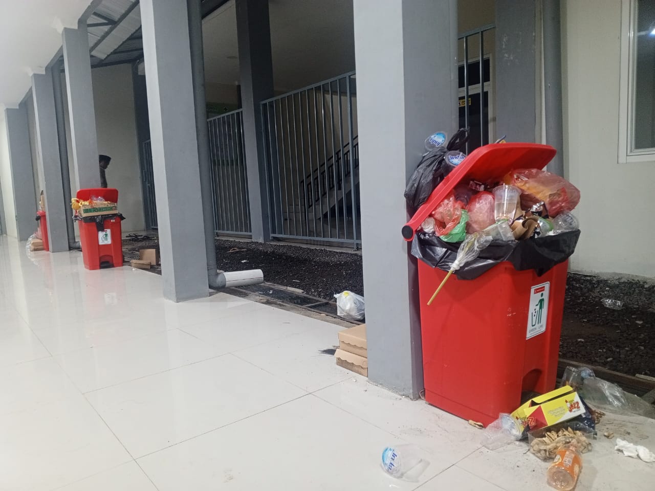 Puskesmas Ranuyoso Jorok, Sampah Sampai Penuh Belum Juga Dibuang