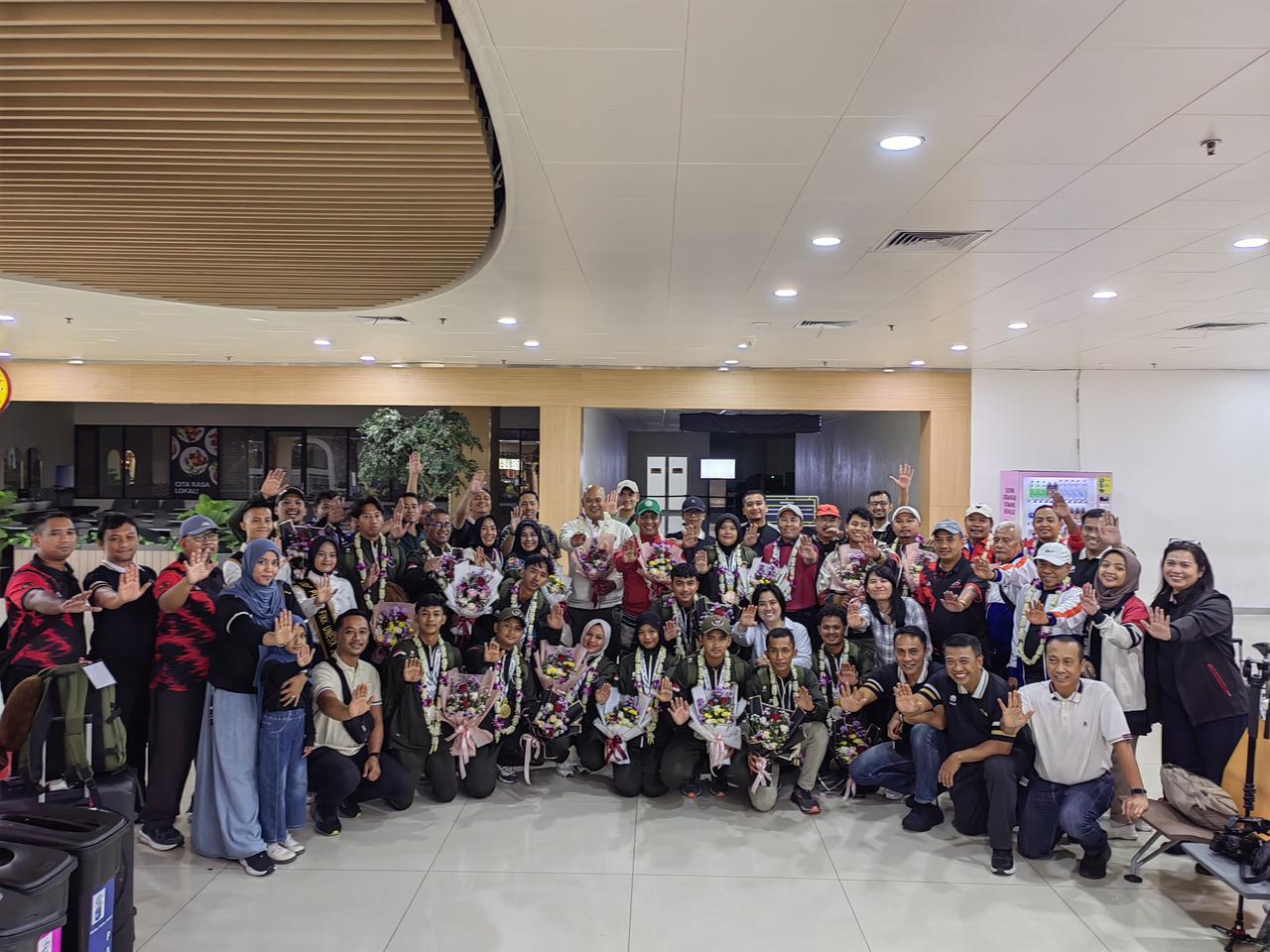 Sukses SEA Games 2025: Tim Petanque Indonesia Tiba di Juanda Bawa 6 Medali