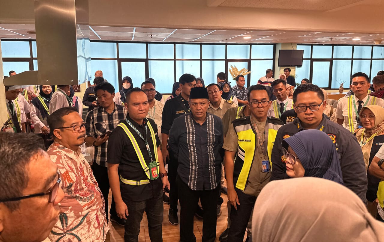 PPIH Embarkasi Surabaya Pastikan Kelancaran Keberangkatan Jemaah Haji dengan Layanan Fast Track Mecca