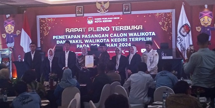 KPU Kota Kediri Tetapkan Vinanda-Gus Qowim Wali Kota dan Wakil Wali Kota Periode 2025-2030