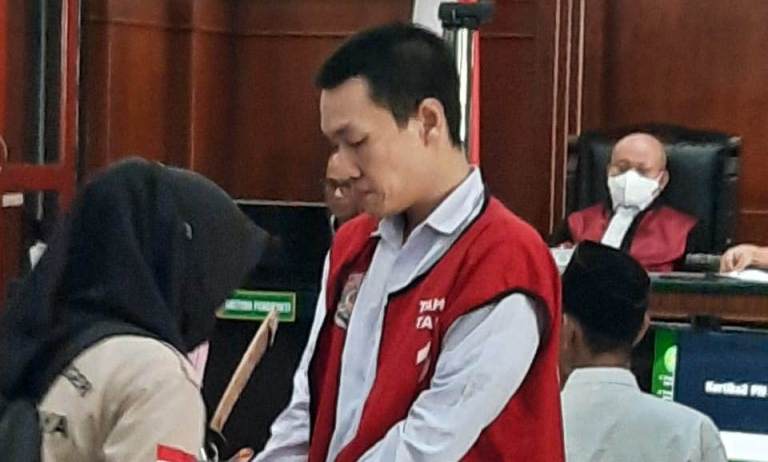 Coba Rampok Pemilik Toko Madura Pakai Pedang, Fredy Adi Utomo Diadili