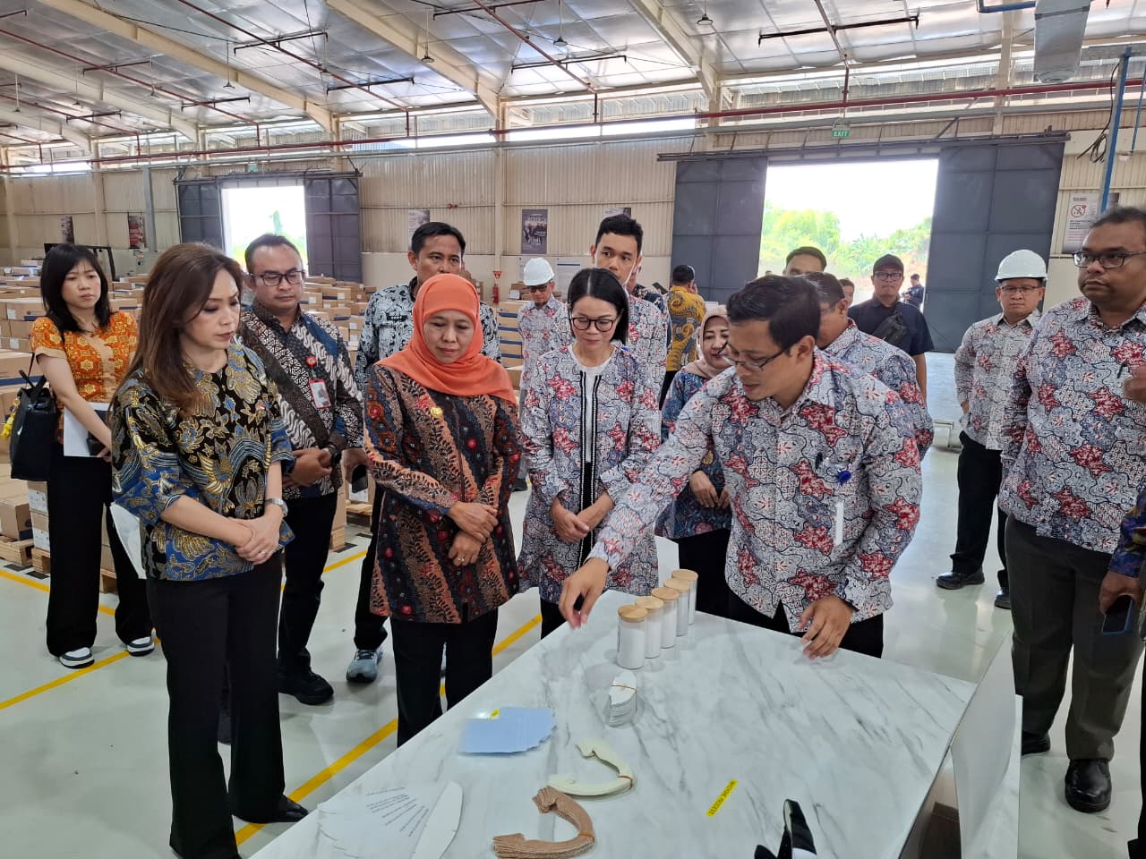 Khofifah Tegaskan Keseimbangan Industri dan Lingkungan, Dorong Green Industry di Jatim