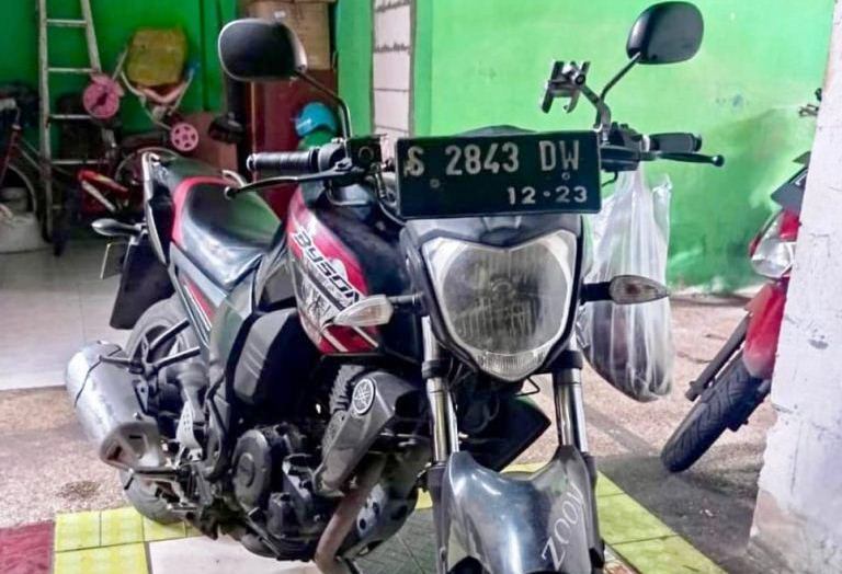 Baru Sebulan Ngekos di Bratang Wetan, Motor Byson Milik Pemuda Bojonegoro Raib