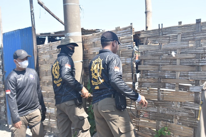 Pemkot Surabaya Bongkar 40 Gudang Sampah Ilegal di Sekitar TPA Benowo