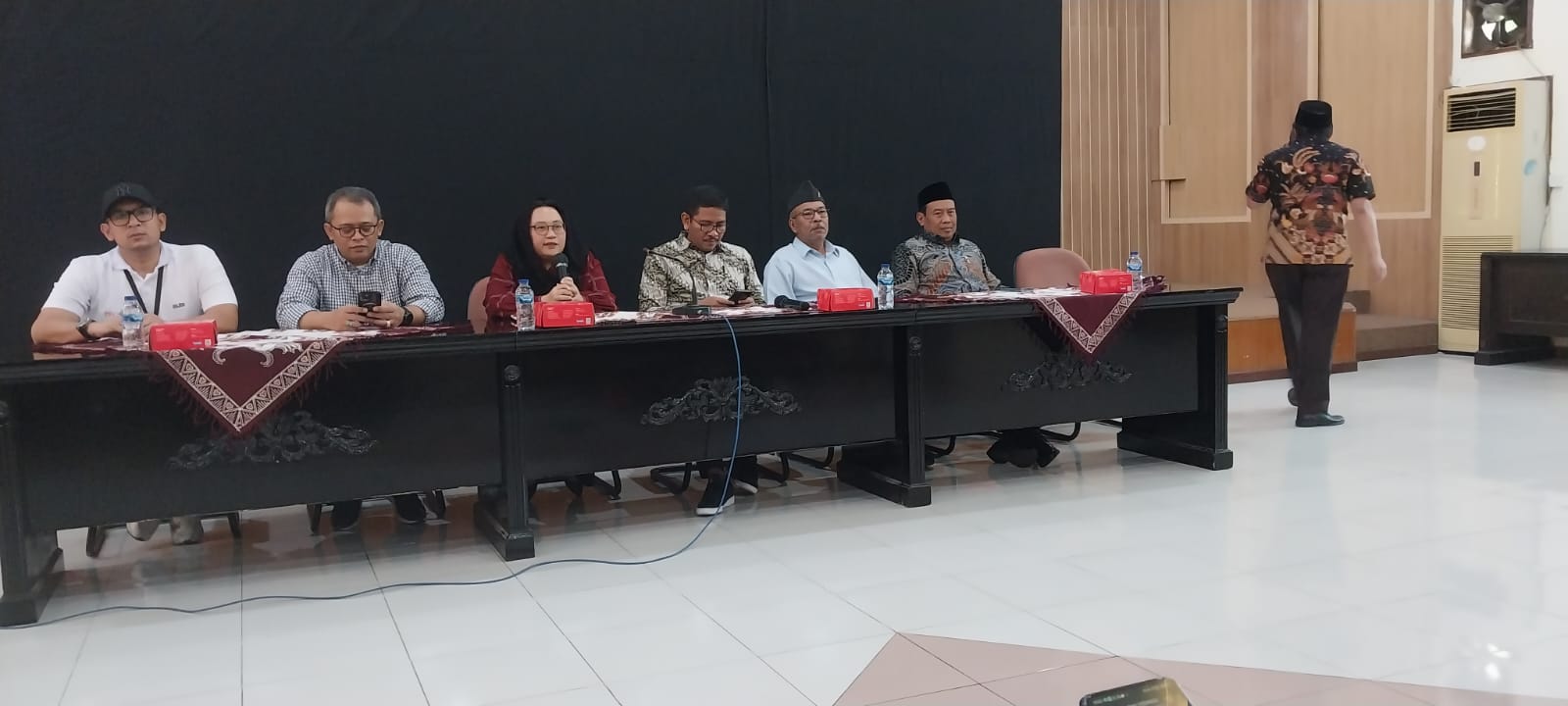 Puncak Hari Santri di Surabaya Bertabur Pejabat dan Hadiah Istimewa