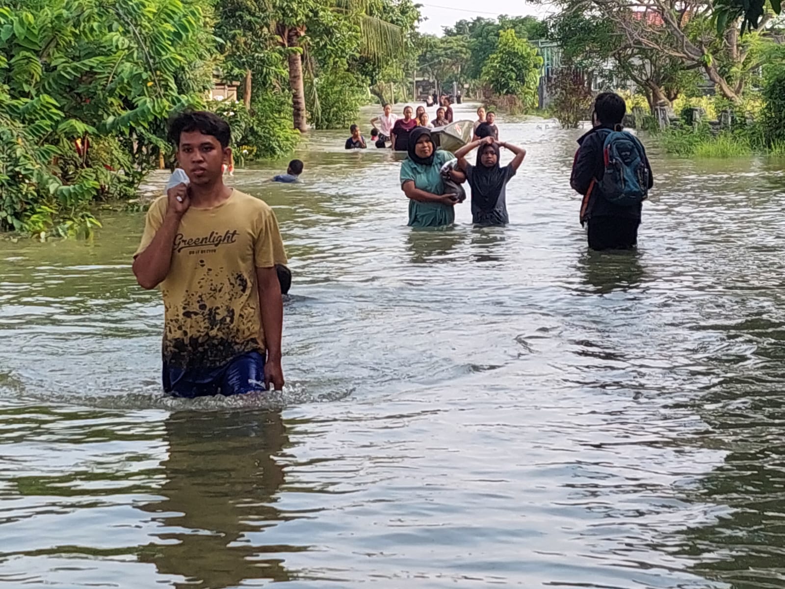 Derita Warga Desa Kedungrukem, Benjeng, Gresik 30 Tahun Jadi Korban Langganan Banjir
