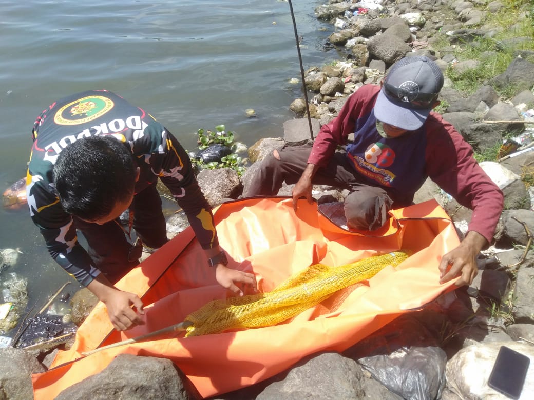 Bayi Dibuang di Bantaran Sungai Porong 