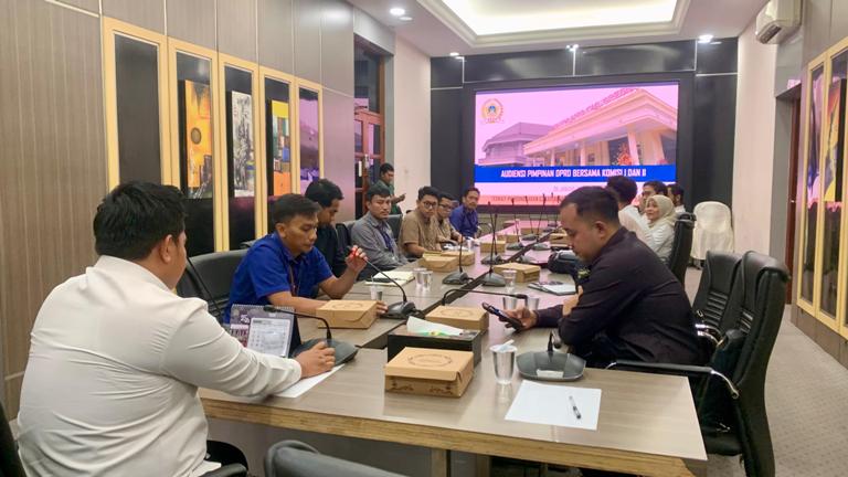 Dugaan Perusakan Cagar Budaya, DPRD Gresik Dorong Pemkab Laporkan PT Pos ke BPKW 