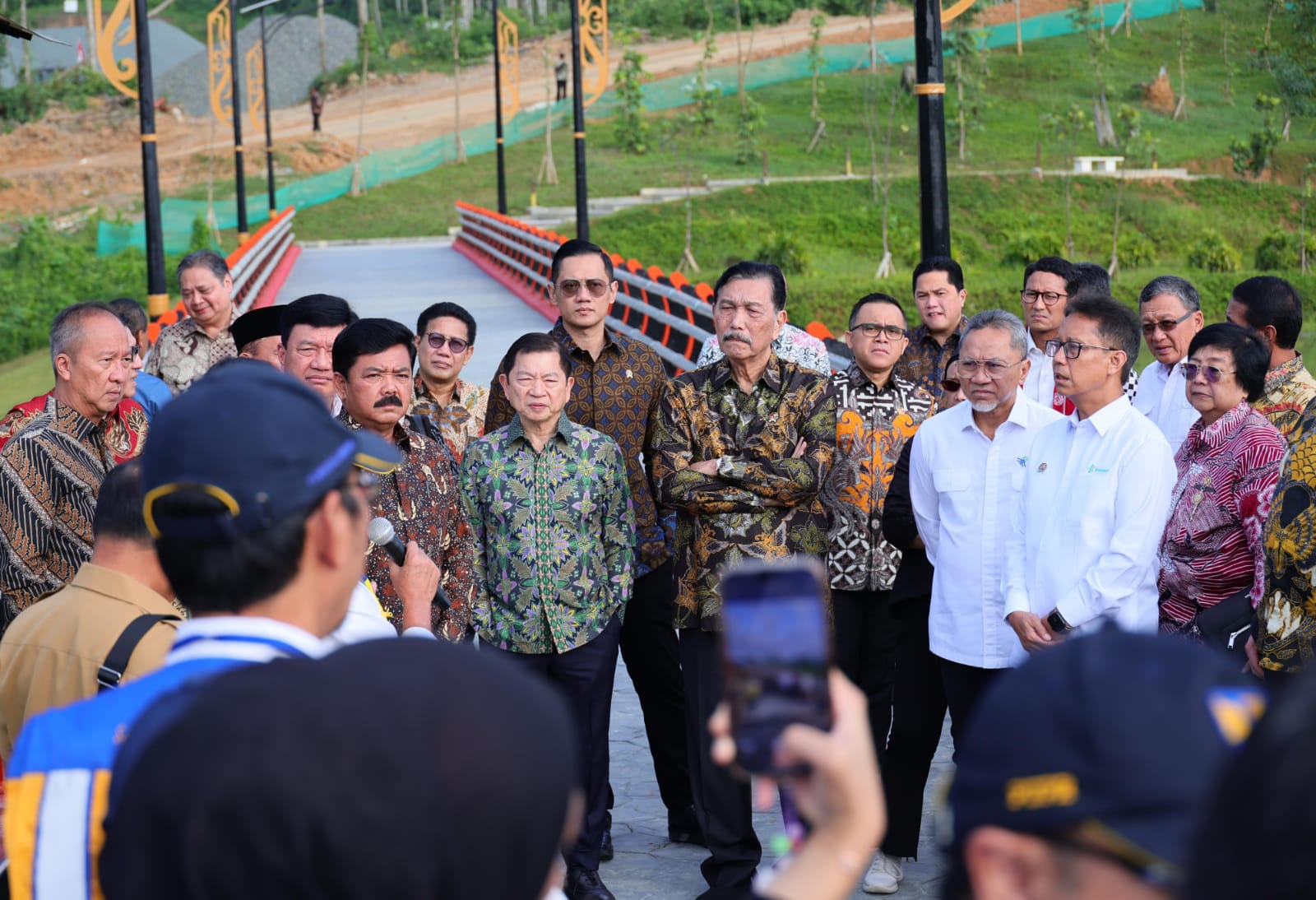 Keliling IKN Bareng Presiden, Menteri AHY Tinjau Embung Sampai Sumbu Kebangsaan