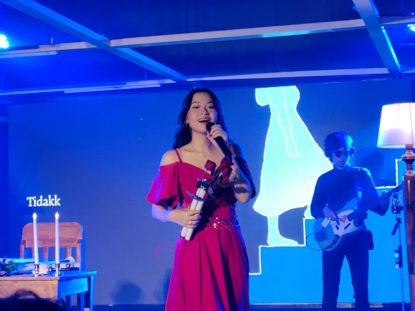Raissa Anggiani Hadirkan Tur Album Unik di Surabaya, Musik dan Pameran Visual Jadi Satu