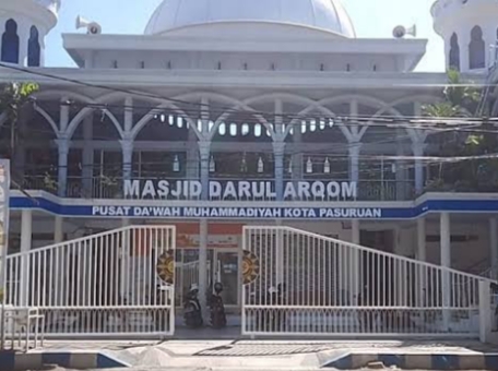 Badut Dicurigai Curi Pompa Air Masjid Darul Arqom Pasuruan