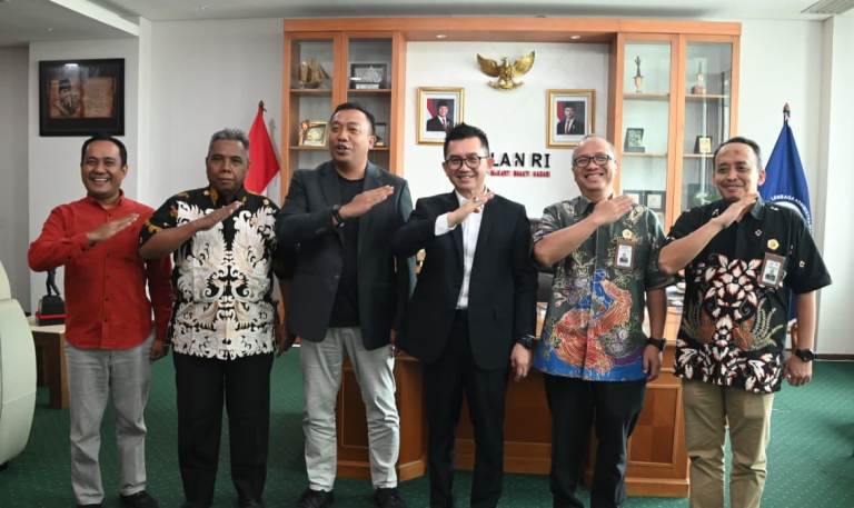 Tingkatkan Kompetensi ASN Pemkab Situbondo, Mas Rio Tandatangani MoU dengan Kepala LAN