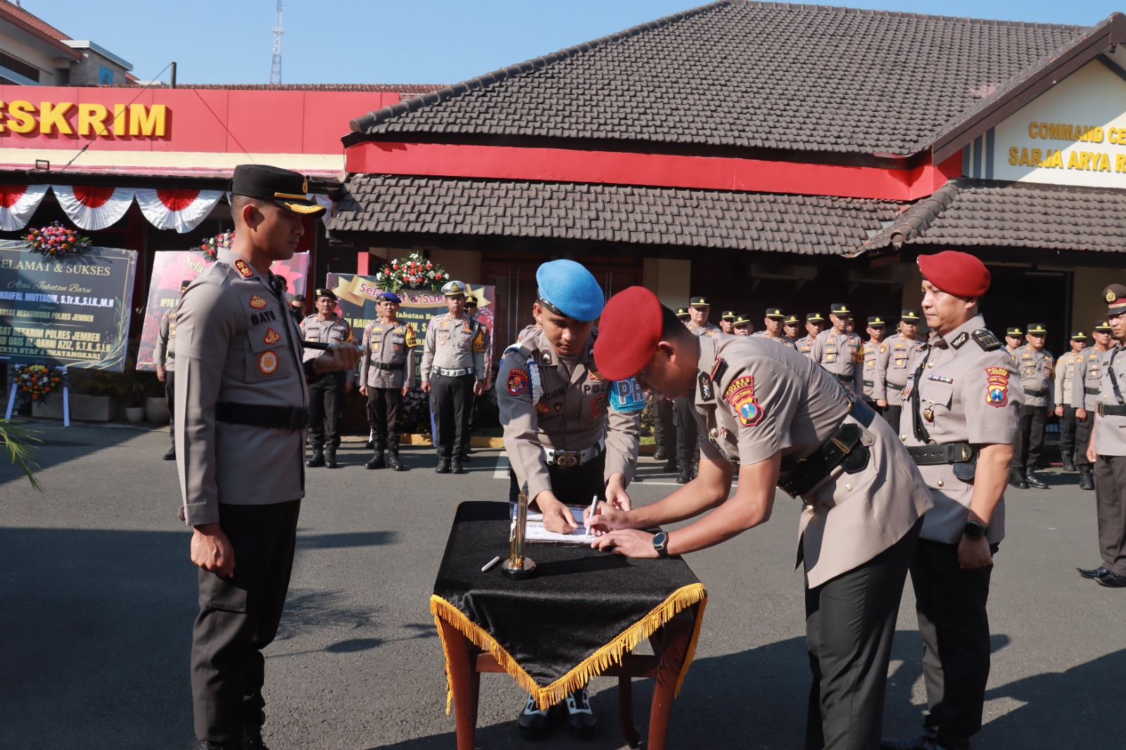 AKBP Bayu Pimpin Langsung Rotasi Jabatan di Polres Jember