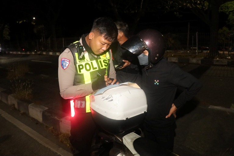 Polres Pelabuhan Tanjung Perak Intensifkan Patroli, Jamin Keamanan Jelang Pilkada