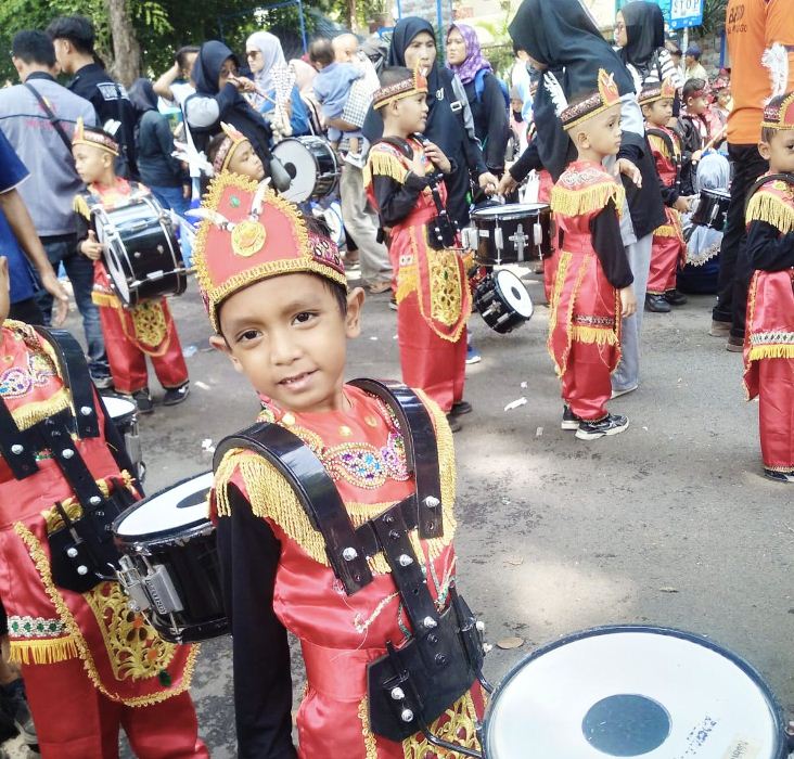 Kirab Drumben Meriahkan Kejuaraan Marching Band Wali Kota Cup 2024