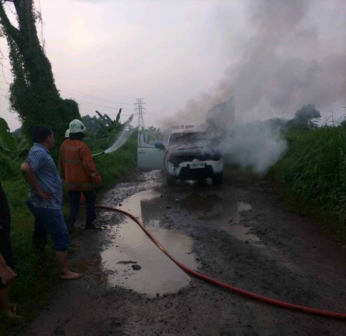 Tes Drive Mobil Listrik Terbakar