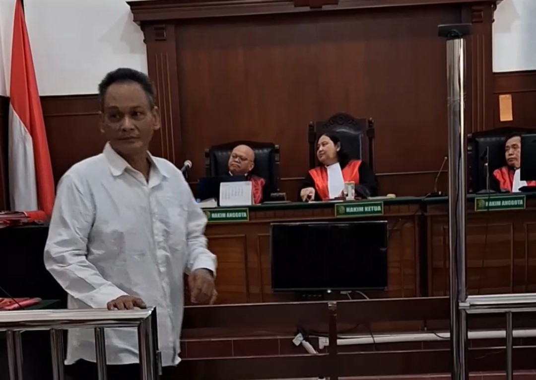 Potong Pagar Makam Kembang Kuning, Abd Waki Diadili