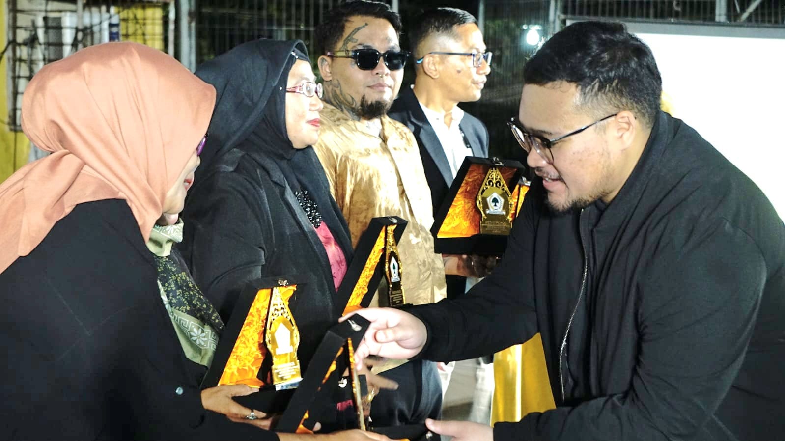 Golkar Surabaya Cetak Sejarah, UMKM Dilibatkan Ciptakan Ikon Baru Oleh-Oleh Kota Pahlawan