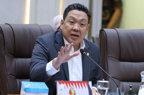 DPR RI Minta Nahkoda Baru BGN Berani 'Redesign' Program MBG 