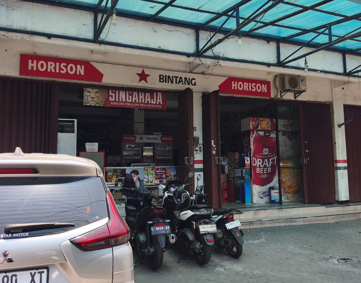 Bebas Jual Miras Eceran, Toko Horison Rungkut Industri Kidul Disorot Warga