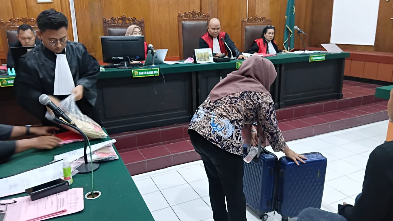 Kurir Sabu 1,8 Kg Diseret ke Meja Hijau, Terungkap Upah Sekali Kirim Rp25 juta