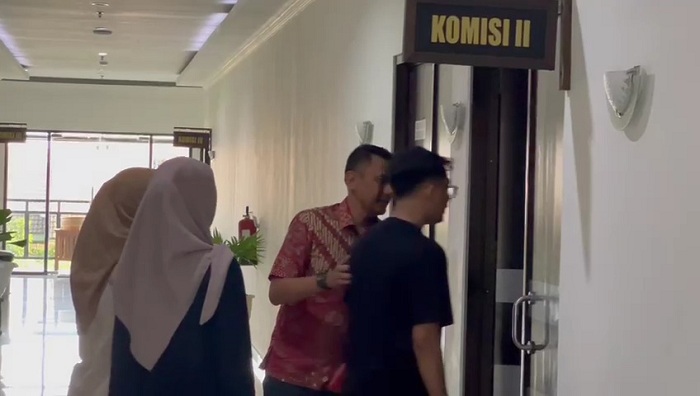 Ruang Ketua Komisi II DPRD Ngawi Digeledah Kejaksaan Terkait Dugaan Korupsi Lahan PT GFT