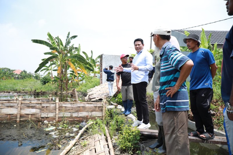 Bupati Sidoarjo Sidak Lokasi Banjir dan Perintahkan Percepatan Penanganan