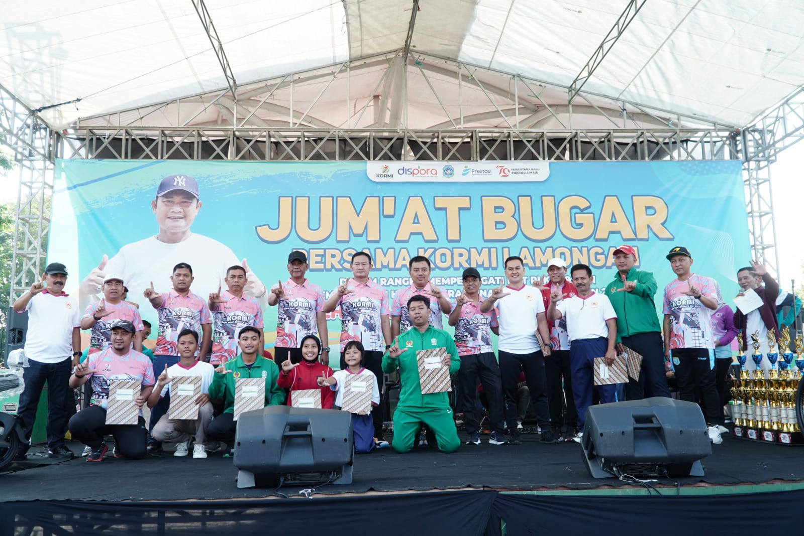 Sebanyak 12 Atlet Lamongan Diberangkatkan ke PON XXI