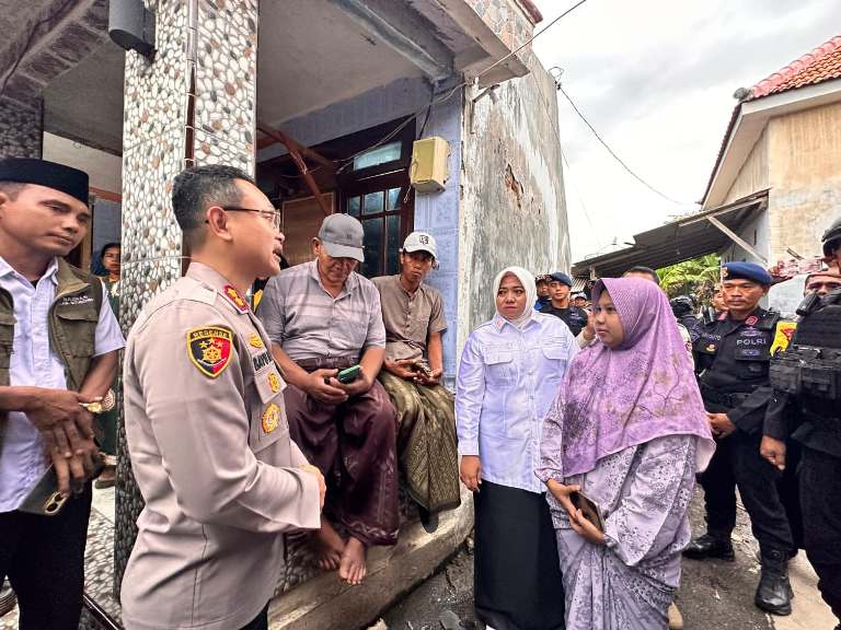 Pemkab Situbondo Bantu Perbaikan 12 Rumah Terdampak Ledakan Petasan