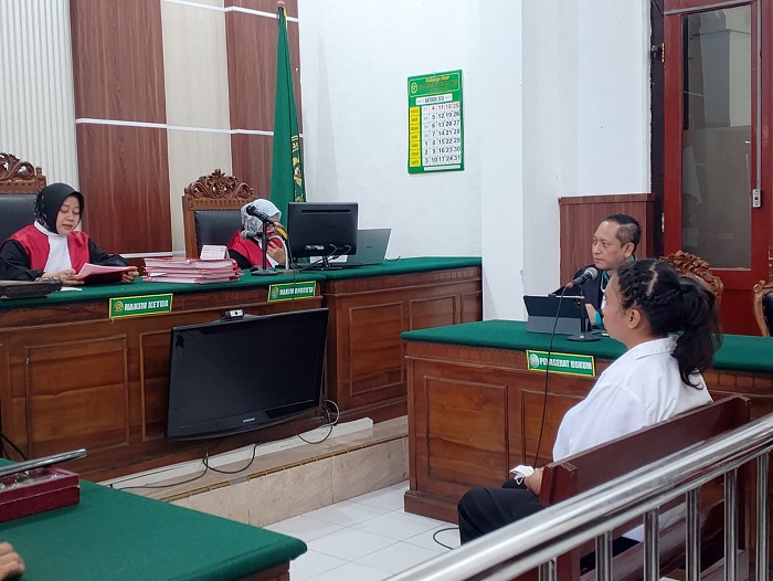 Gelapkan Suzuki Swift Rp120 Juta, Grace Febrina Divonis 1 Tahun 10 Bulan Penjara