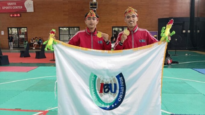 Atlet Pencak Silat UIBU di Kategori Ganda Putra Sabet Emas Pomprov Jatim III  Tahun 2025