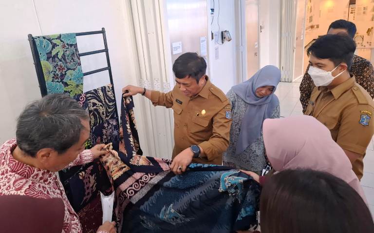 Berkonsep Ramah Energi dan Lingkungan, Balai RW 04 Ketandan Diresmikan dan Menjadi Pilot Project