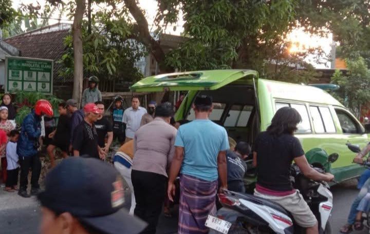 Senggolan Sesama Motor, 1 Pengendara Meninggal Dunia di Bungah Gresik