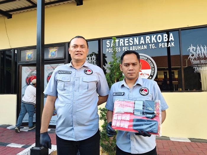 Pengedar Sabu 65,51 Gram Dibekuk di Kedinding Lor, Sediakan Bilik Andok