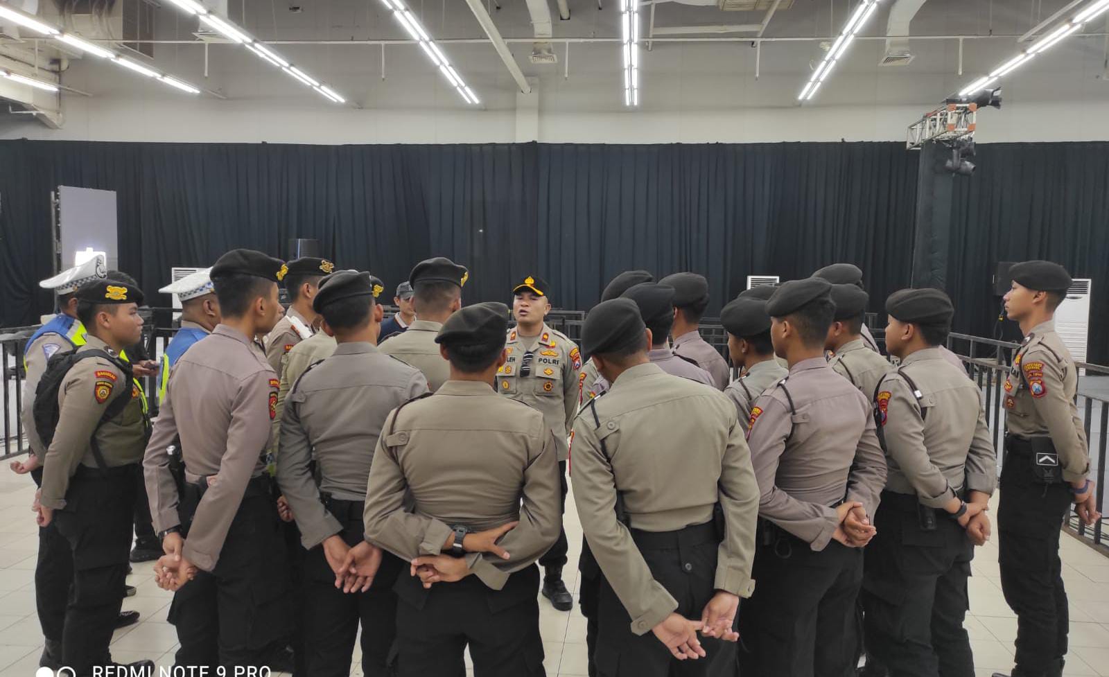 Polsek Wonocolo, Pam Ring Tarkam Tinjunya Anak Kampus di Maspion Square