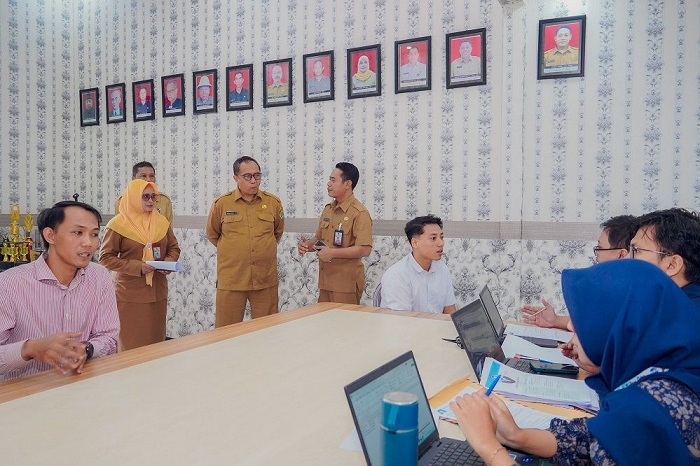 Antisipasi Calo Tenaga Kerja, Disnaker Gresik Buka Puluhan Lowongan dan Langsung Interview di Tempat