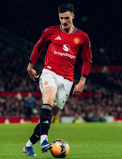 Tanpa Manajer, Man United Tumbang di Old Trafford