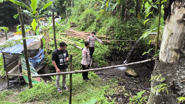 Polisi Kejar Pelaku Pembacokan dan Perampasan di Karangploso 