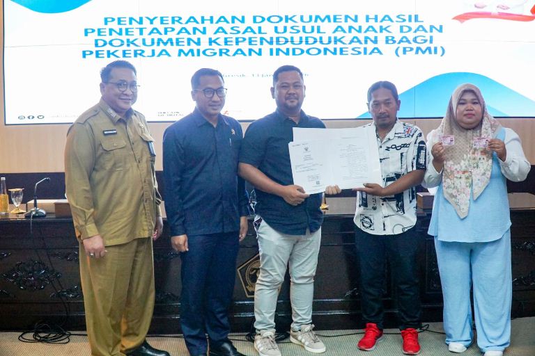 Pemkab Gresik Jamin Hak Anak Migran Melalui Pemberian Dokumen Kependudukan