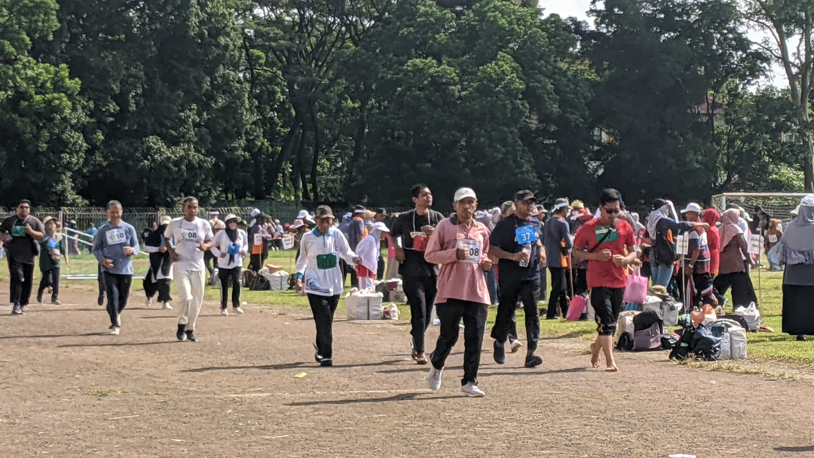 Ratusan Calon Jemaah Haji Magetan Jalani Tes Kebugaran