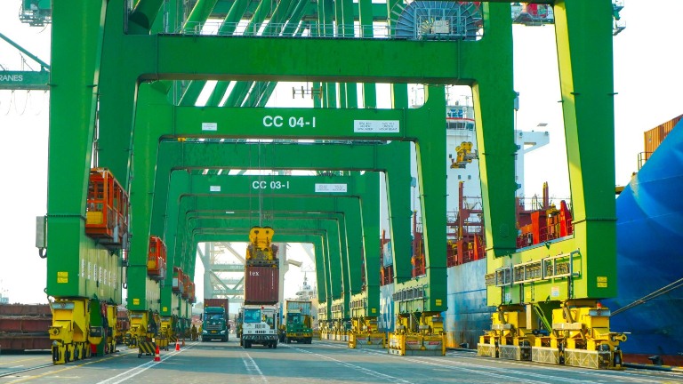 Ekspansi Rute dan Pengembangan SDM Dongkrak Arus Peti Kemas Terminal Teluk Lamong