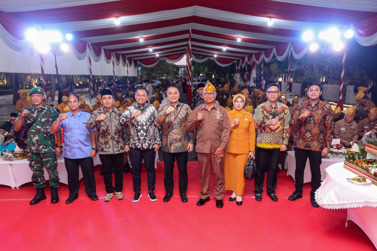 Wali Kota Eri Ajak Pemuda Jadi Garda Terdepan Kampung Pancasila Surabaya