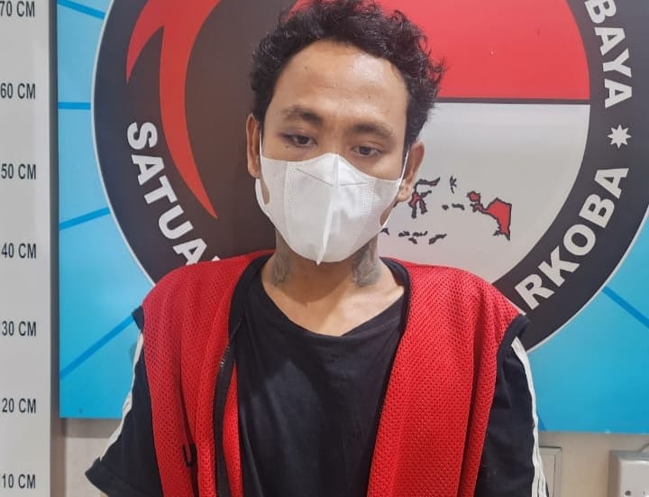 Ganja Baru Laku Sebungkus, Pemuda Benowo Buru-buru Diringkus