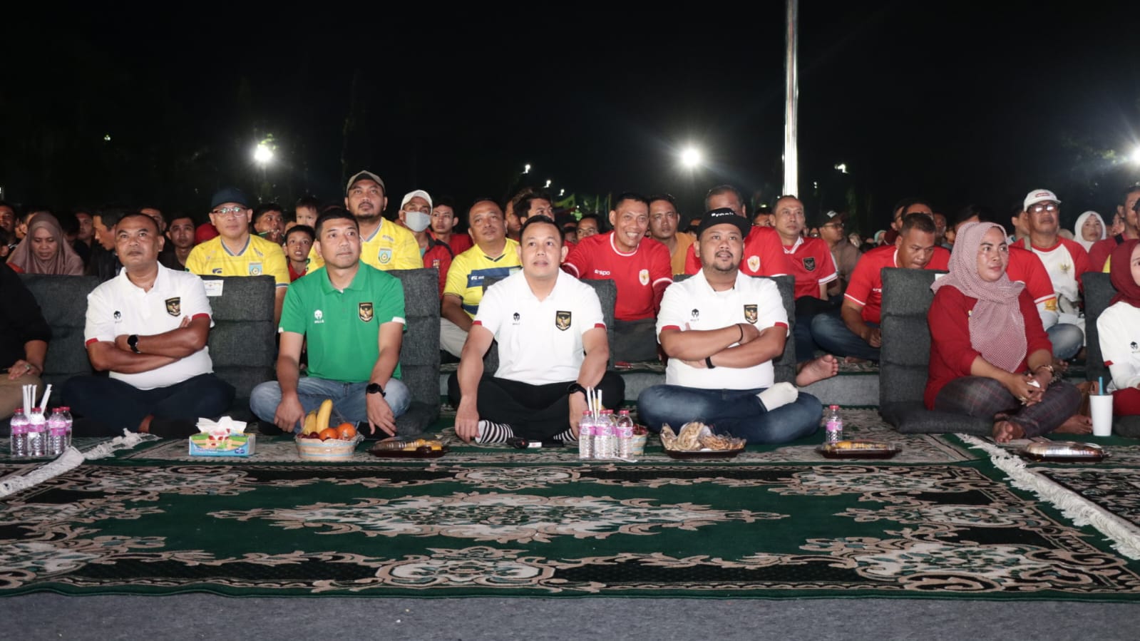 Kapolres Gresik Bersama Forkompimda Ajak Ribuan Warga Nobar Timnas Indonesia