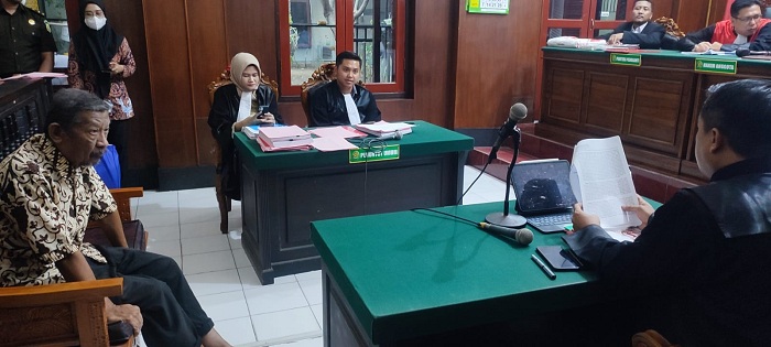 Rugikan Koperasi Karyawan RS Adi Husada Rp 4,153 M, PH Minta Terdakwa Dibebaskan dari Segala Tuntutan 